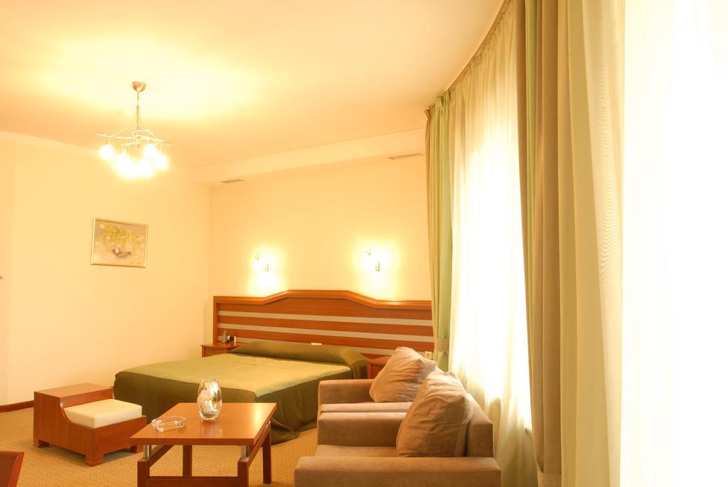 Hotel Vedzisi Tbilisi Ngoại thất bức ảnh